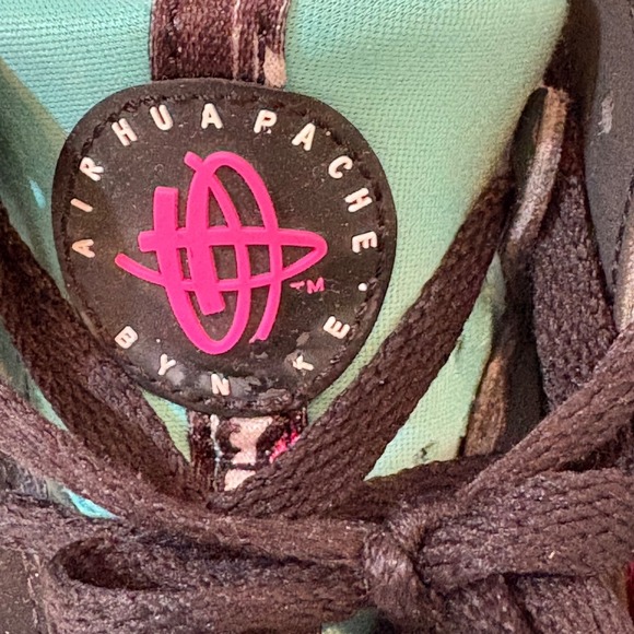 Nike Air Flight Huarache PRM Bold Berry 705005-005 Size 12 Teal Pink Black Retro - Picture 14 of 15